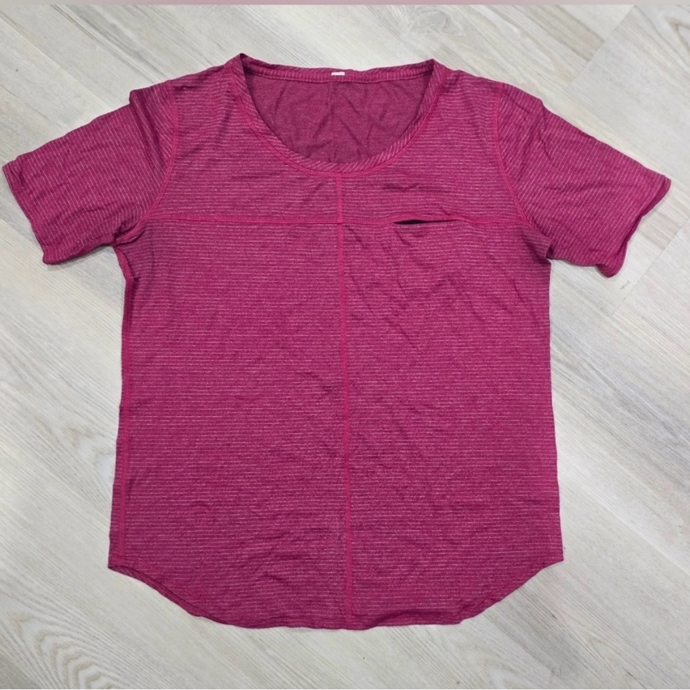 Lululemon Run Away Tee Shirt Heathered Pink - Picture 7 of 7